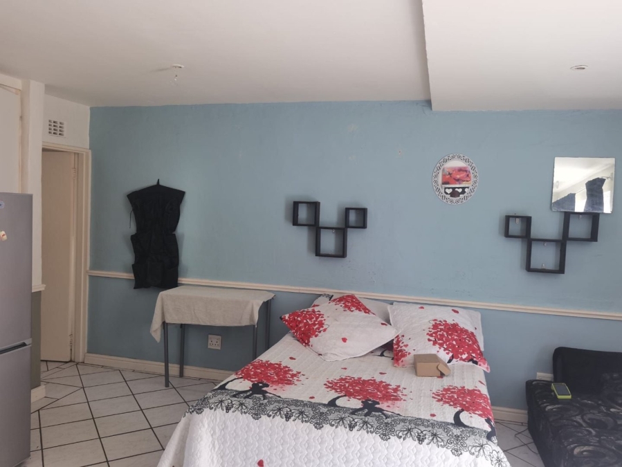 To Let 1 Bedroom Property for Rent in Humewood Extension Eastern Cape